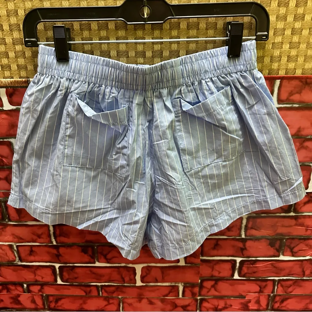 Princess Polly Blue Striped Shorts size 4 - Image 6