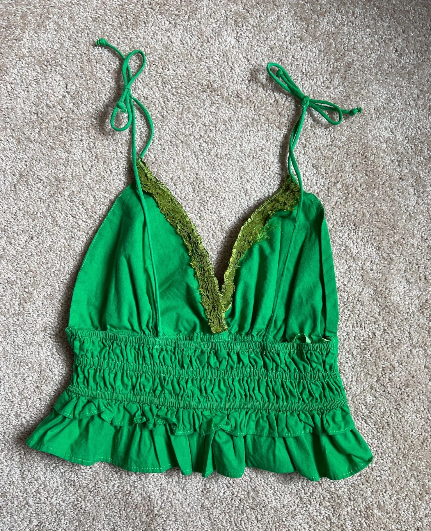 Sim & Sam Emerald Green Ruffled Smocked Redesigned Tank Top   Size Medium - Image 6