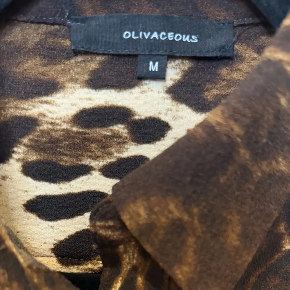 Olivaceous Animal Print Top Blouse Sleeveless Button Front Y2K Retro Neutral - Image 5