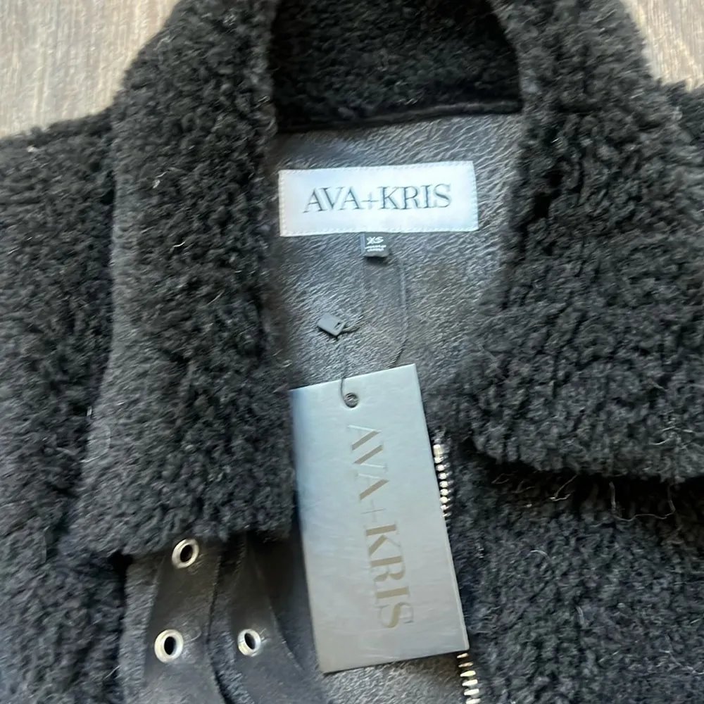 Ava+ Kris Kylie Jacket - Image 3