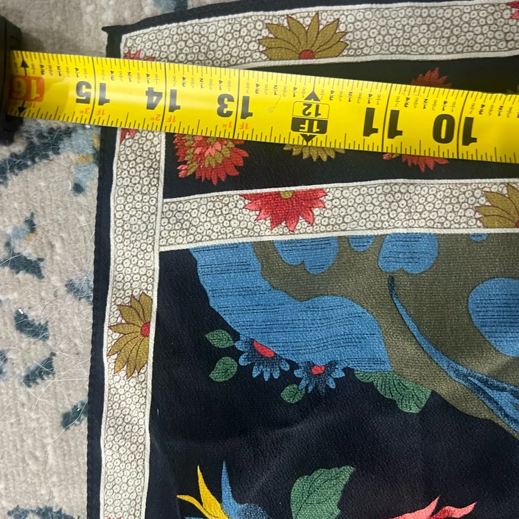 Metropolitan Museum of Art Qing Dynasty Tree 100% Silk Oblong Scarf Blue - Image 6