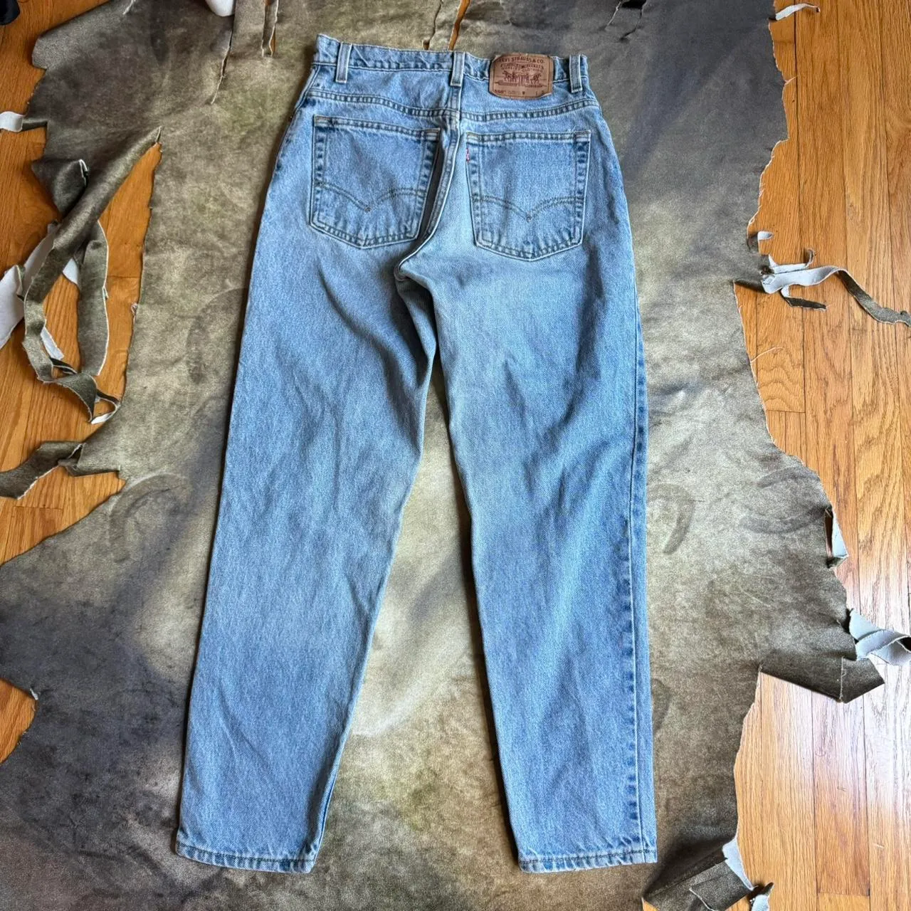 Levi's Blue 550 High Rise Straight Tapered Leg Mom Jeans - Image 5