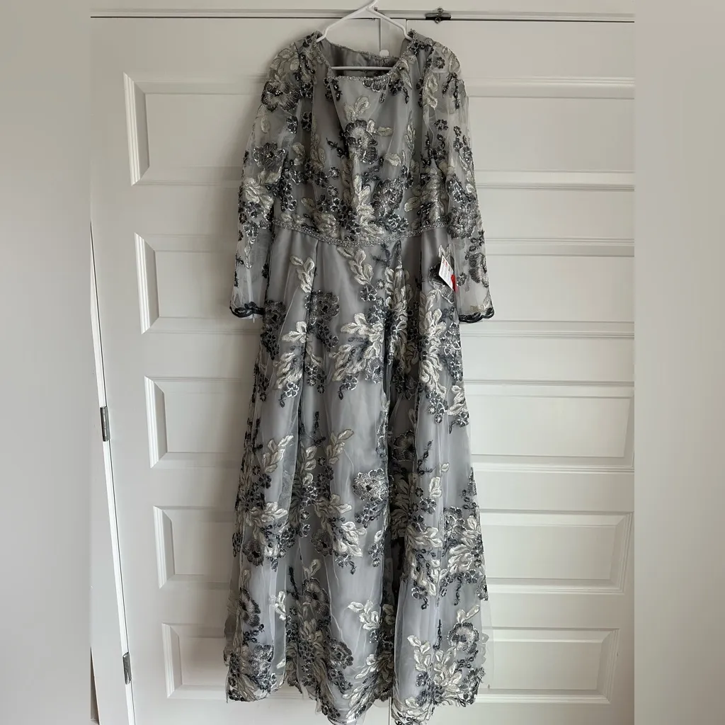 Mac Duggal Floral Embellished Illusion Sleeve Embroidered A-Line Gown- NWT - Image 5