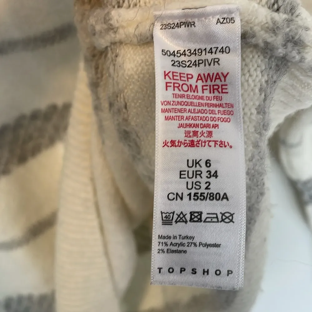 sweater white grey striped women’s size 2 - Image 5