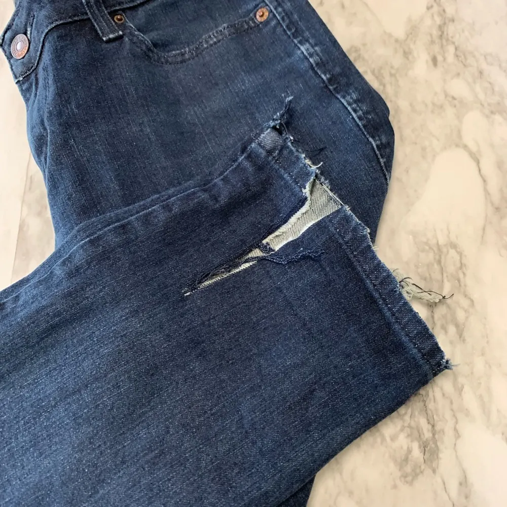 Levi’s Straight 552 Raw hem Jeans - Image 7