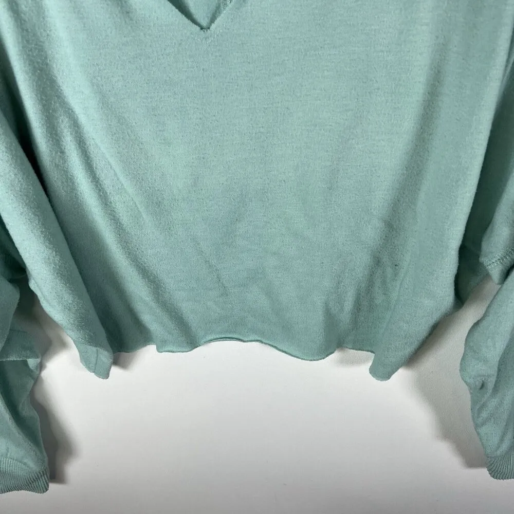 Urban Outfitters women's Size small Aqua Blue v-neck oversized crop pullover top - Image 4