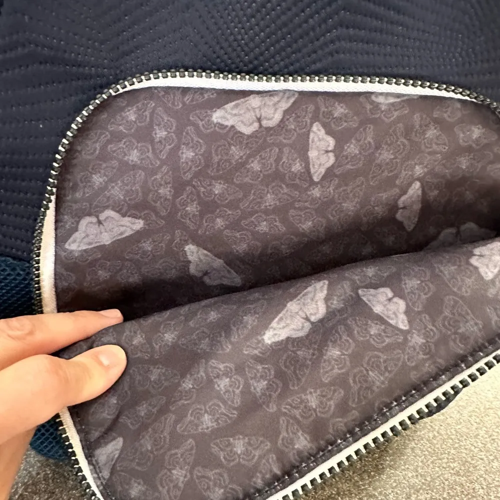 Desigual Butterfly Sequin Backpack Blue, Rare, Unique, Artistic! - Image 5