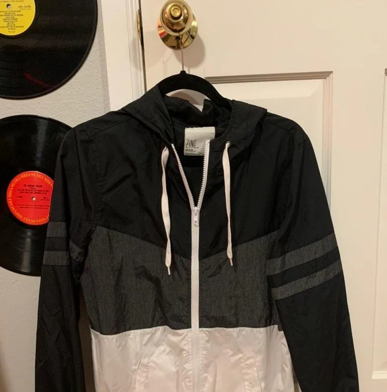 Zumiez Windbreaker Jacket - Image 3