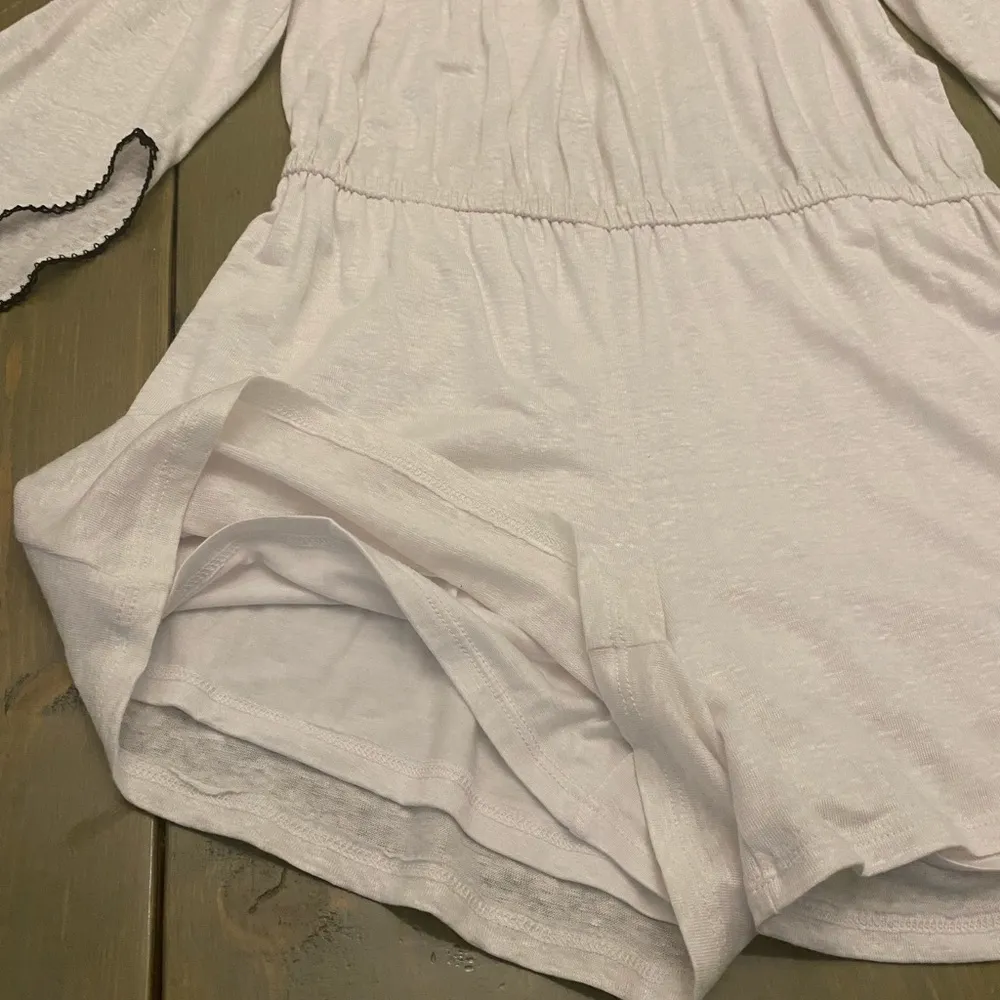 NWT White / Black off Romper‎ Size L - Image 4