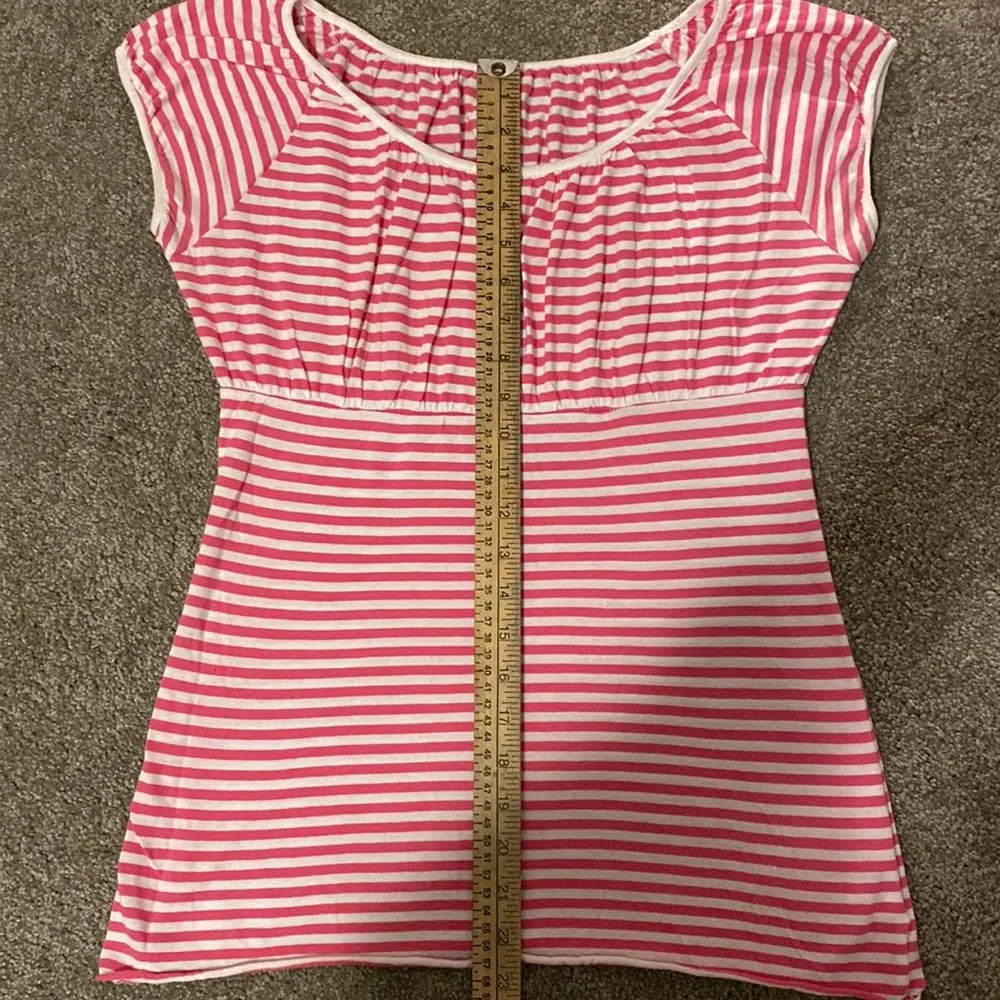 GAP|| Pink/white striped top - Image 9