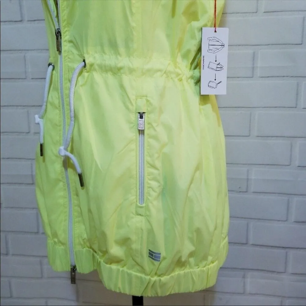 Tommy Hilfiger Sport Pack-able Windbreaker Vest - Image 4