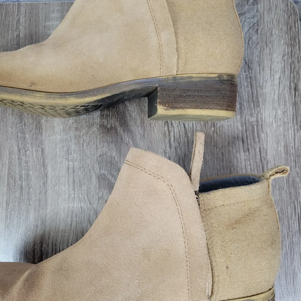 Toms Booties Size 9 - Image 13