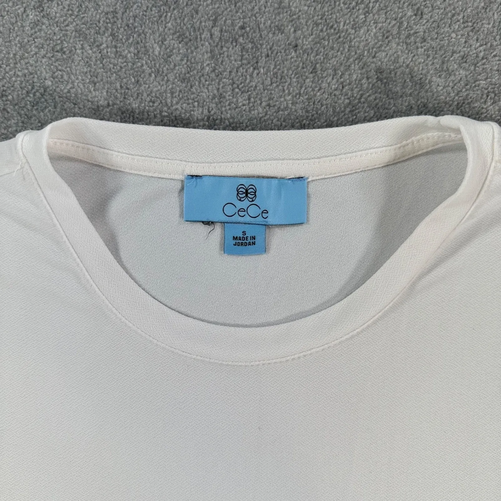 CeCe Swiss Dot Short Sleeve Crew Neck Blouse Women's Small White - Image 3