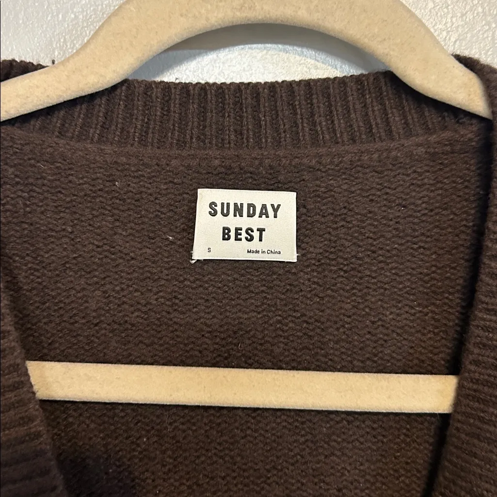 Aritzia Sunday Best Sweater Wool Lamora Boyfriend Cardigan Small Chocolate Brown - Image 3