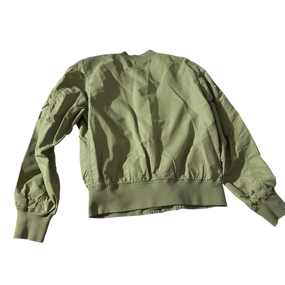 Alpha Industries  Ma size medium bomber Jacket - Image 3