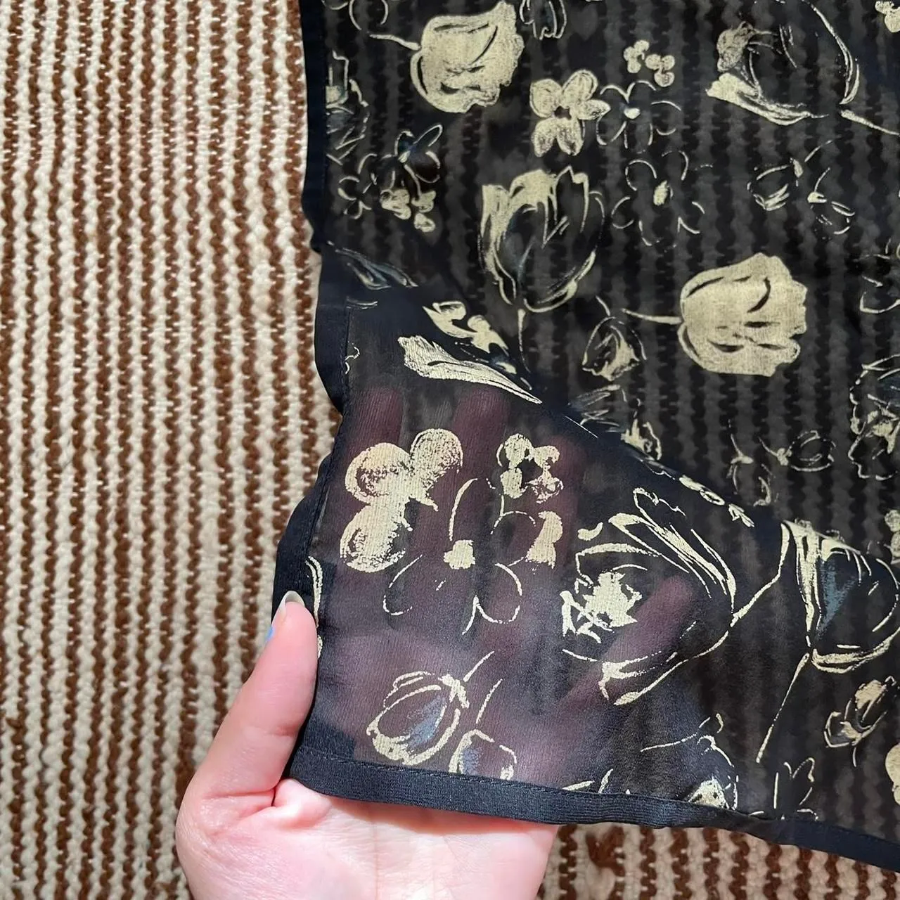 Franco Ferrari Women's Black and Beige Scarf - Image 3