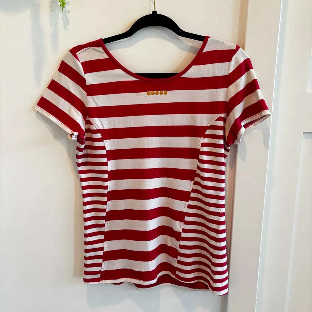 COOGI Vintage Red & White Striped Gold Detail Crest Women's Fitted T-shirt M - Image 8