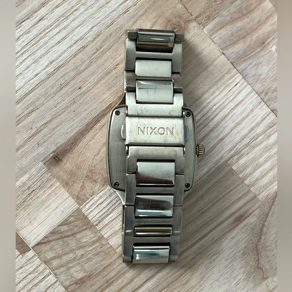 Nixon Novel The Shelley Watch Silver Rectangular Dial Gold-Tone Bracelet Markers - Image 10