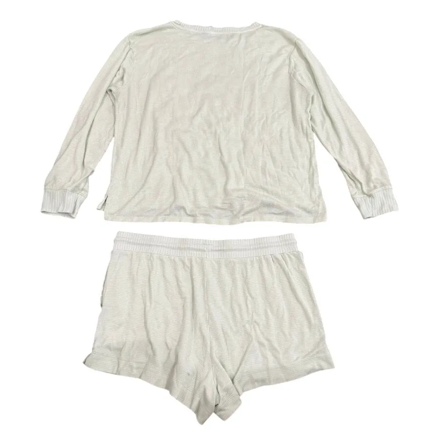 Stars Above Striped Pajama Set Long Sleeve & Shorts in Green, Size L - Image 4