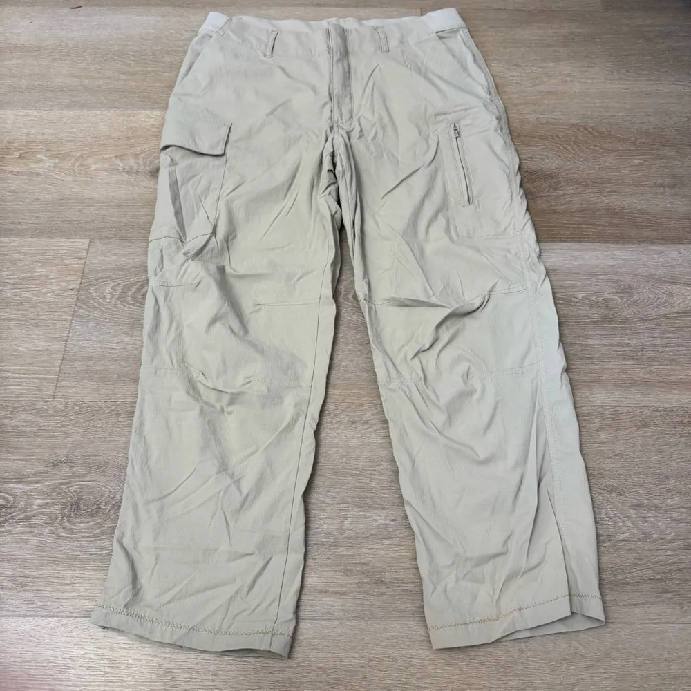 Athleta Tan Khaki Trekkie Utility Cargo Pant - Image 3