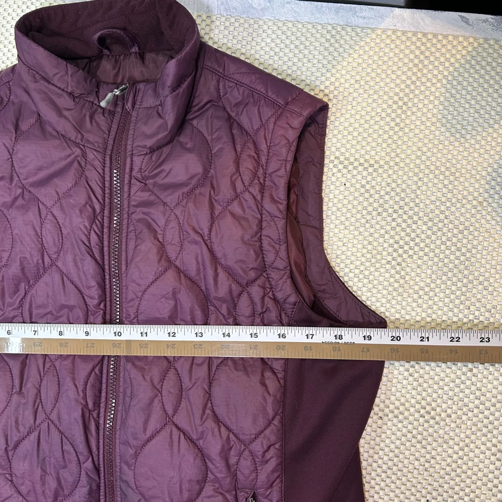 Eddie Bauer Vest Primaloft Quilted Puffer Lightweight Purple Full Zip‎ Mens L - Image 8