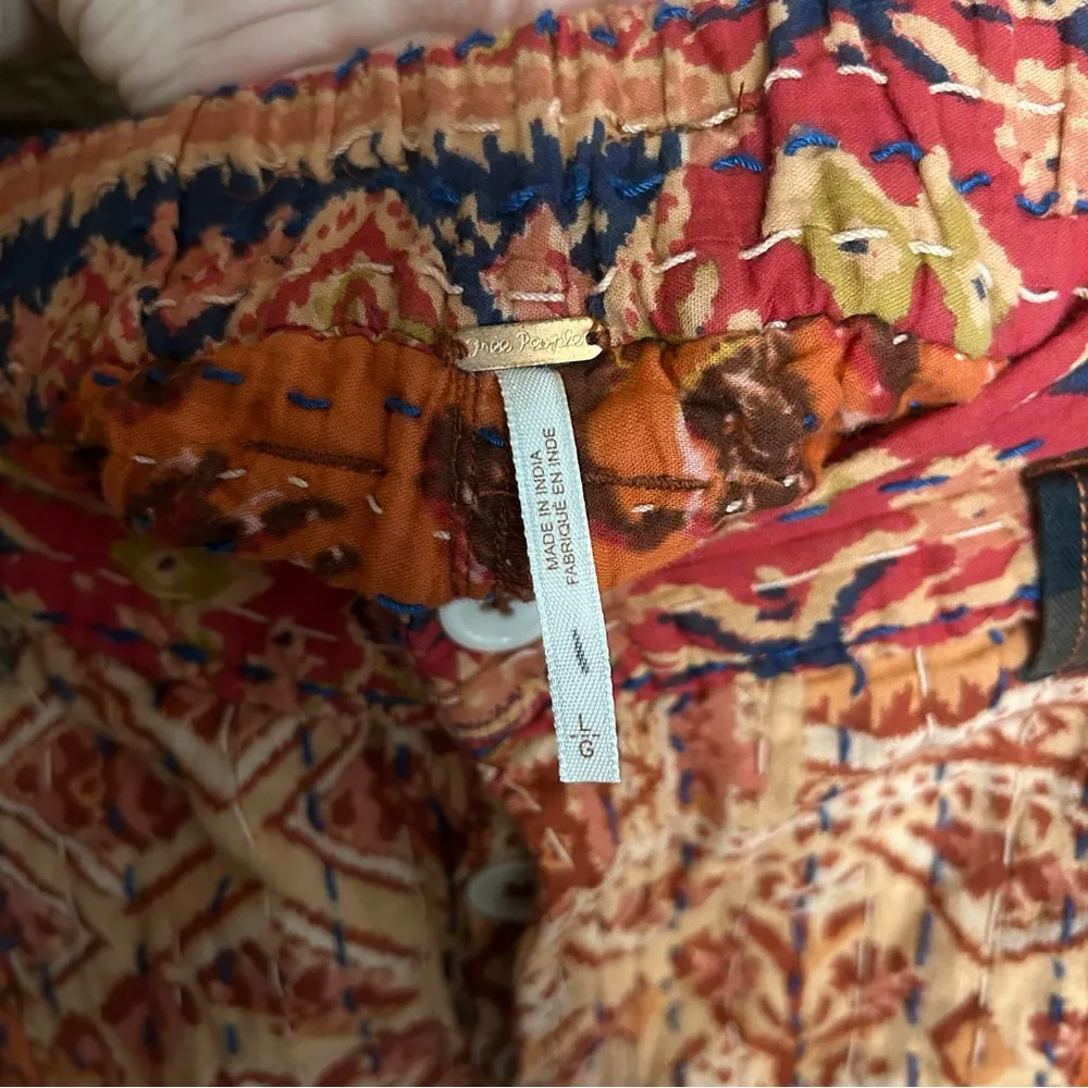 Free People  Dakota Skies Kanthi Camo Quilted Boho Shorts Size Large - Image 5