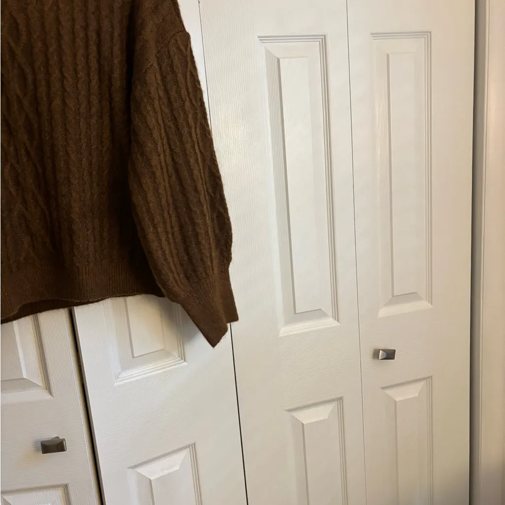 Vince Camuto Mock Turtle neck Brown Cable Knit Sweater Size XL - Image 5