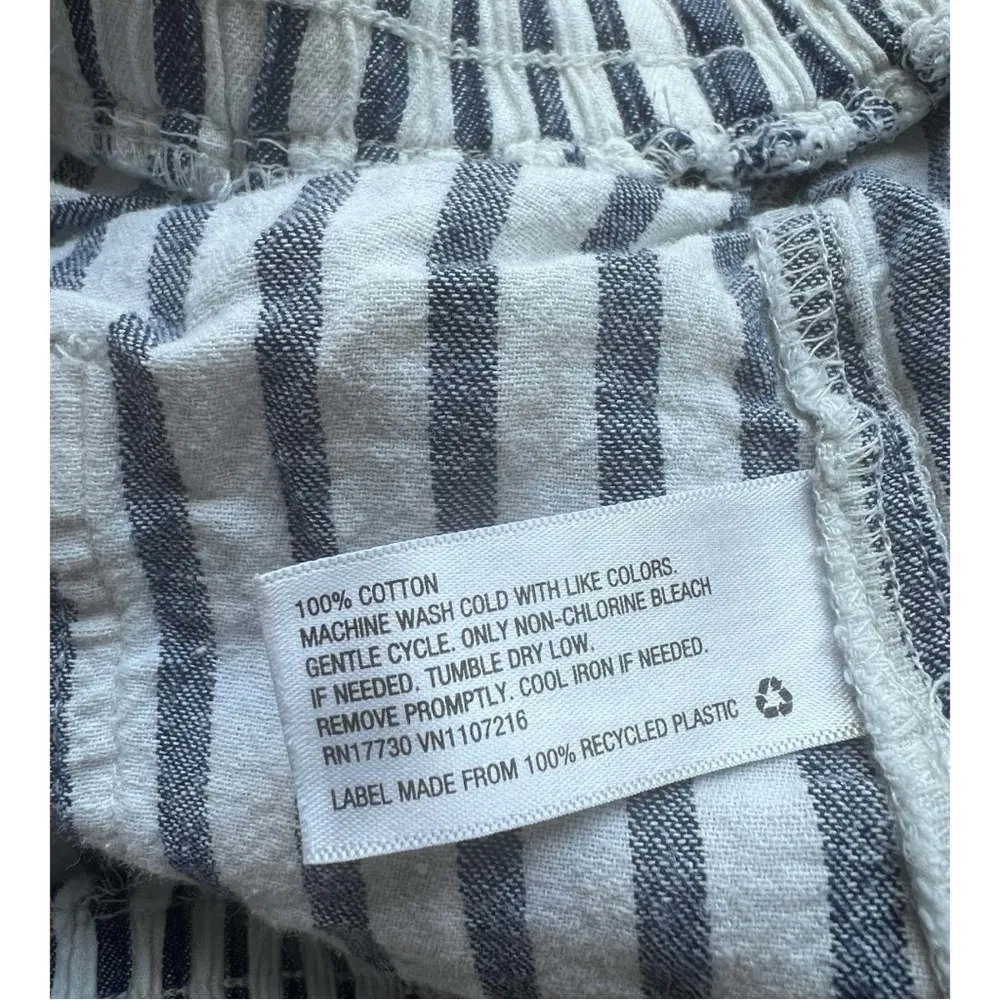 Universal Thread T 100% cotton Women's short navy drawstring striped pull on  XS - Image 9