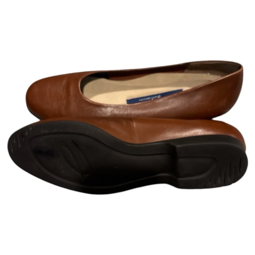 Easy Spirit Brown Leather Flats Timeless Style - Image 5