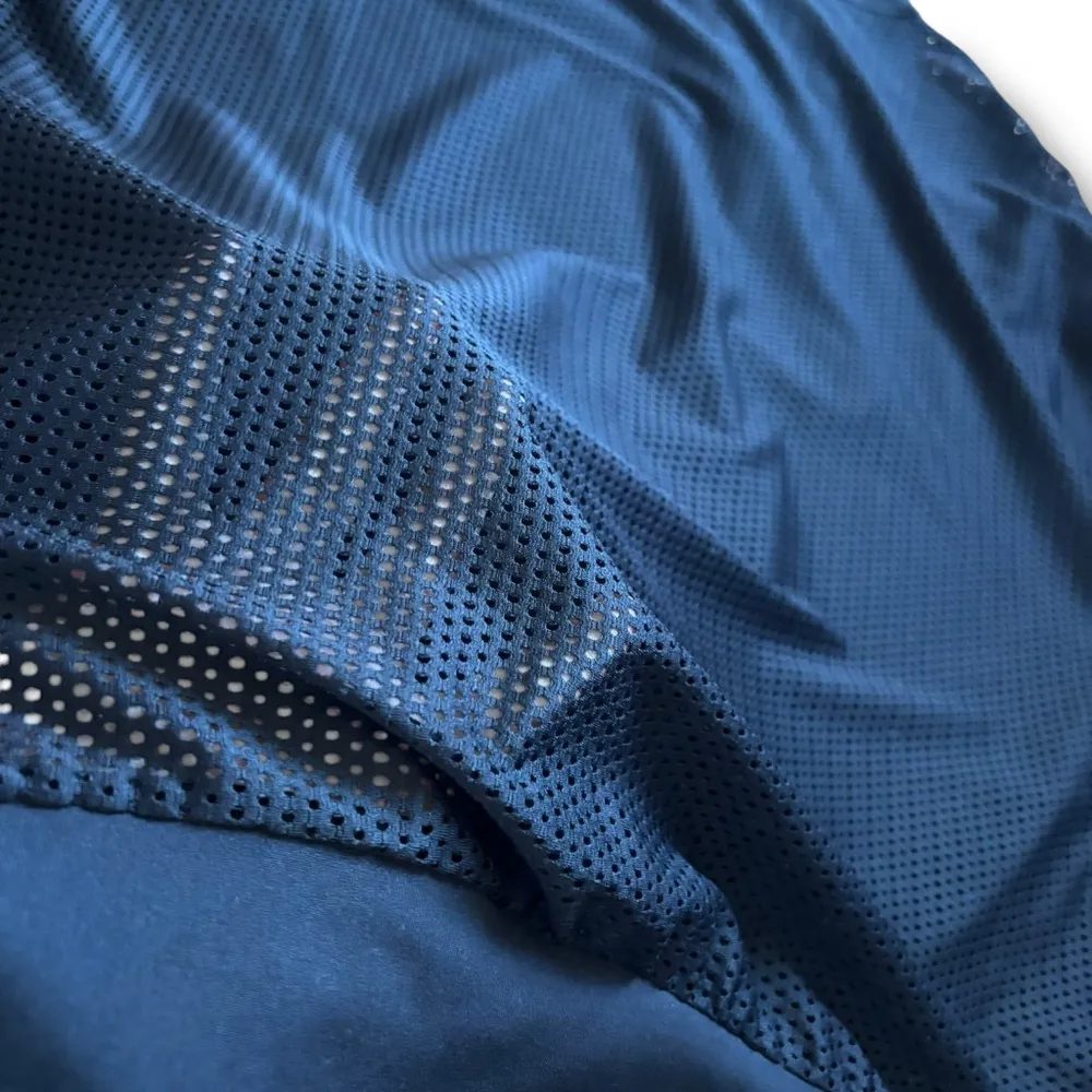 Senita Black Mesh Workout Athletic Oversized Hoodie - Medium - Image 5