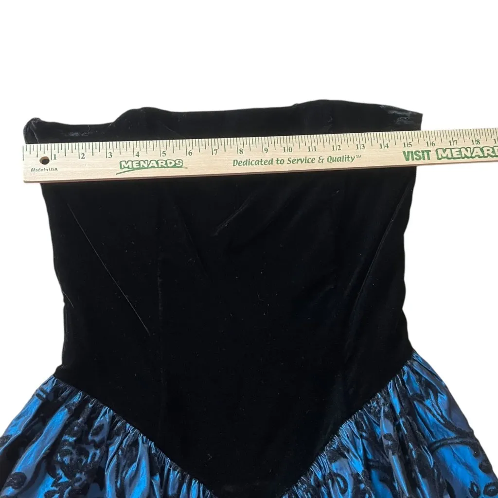 Vtg Gunne Sax Women's 9/10 Strapless Dress Black Velour‎ Blue Floral Whimsigoth - Image 7