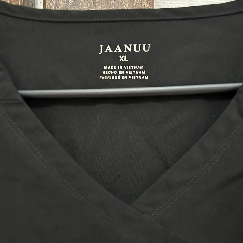 women’s 3-pocket mock wrap scrub top - Image 4