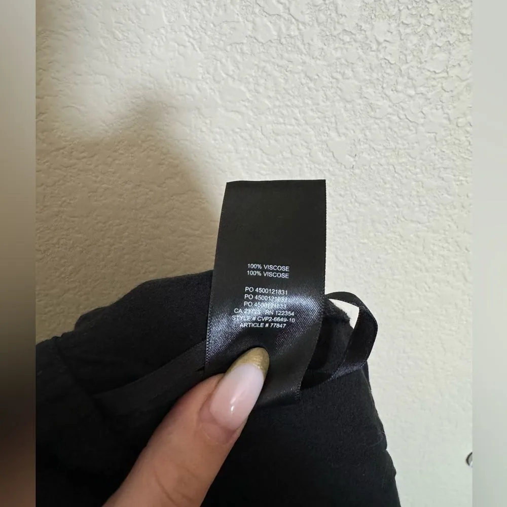 Aritzia‎ Sunday Best Pleated Shorts Sz 6 in Black Flowy Skort - Image 6