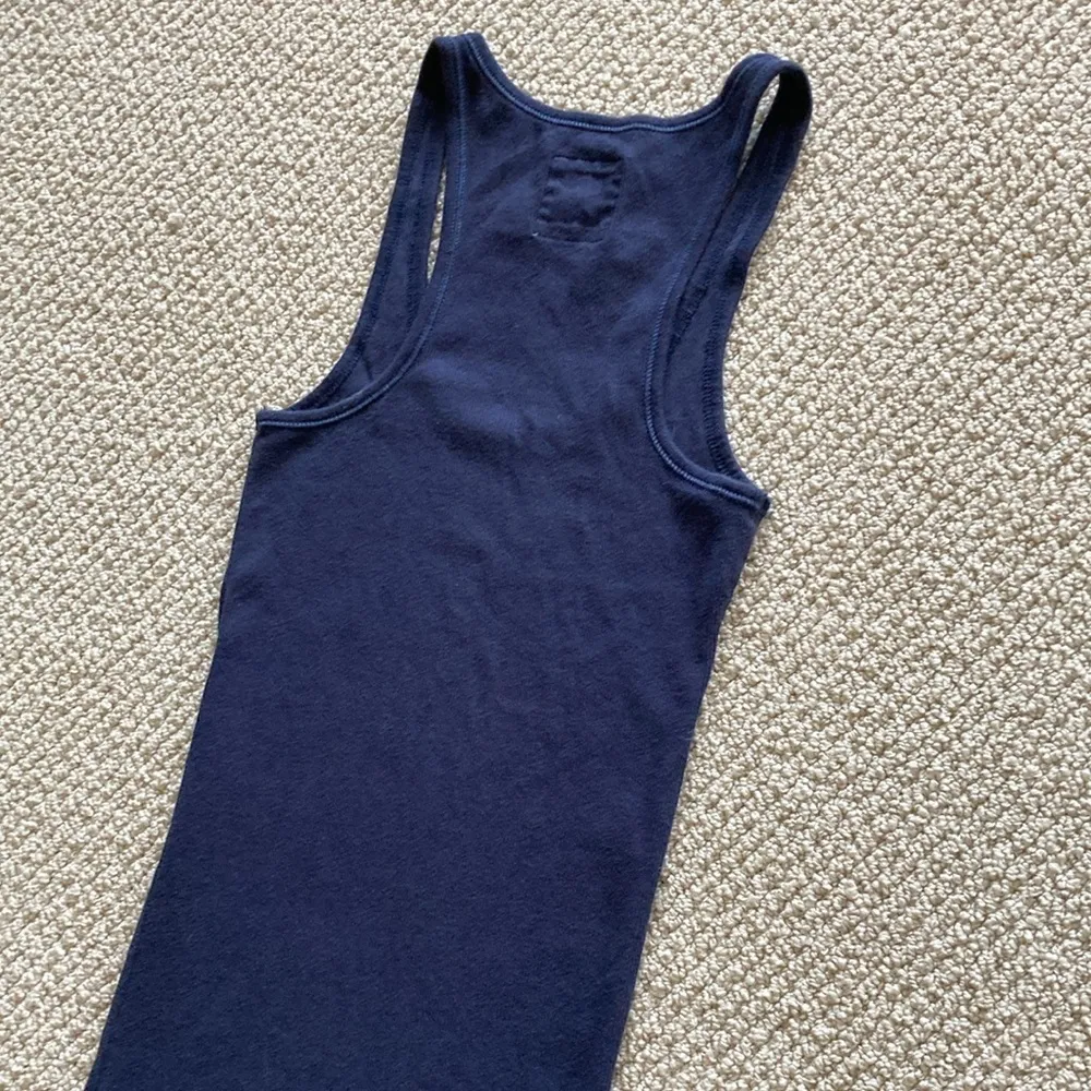 Hollister Navy Blue Camisole Stretch Tank Top Y2K Bella Swan Elena Gilbert Small - Image 7