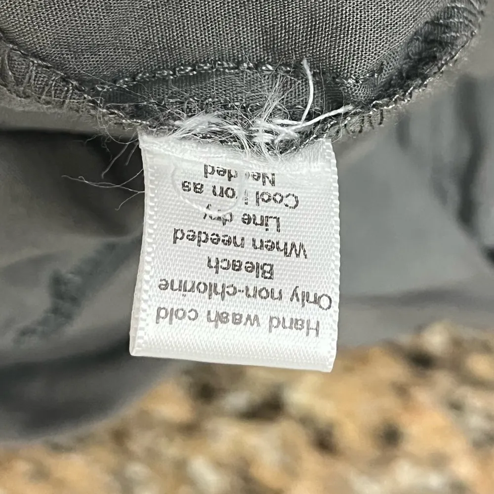 Saks Women’s Cropped Cargo Jogger Pants Gray Drawstring Utility Y2K Streetwear - Image 5