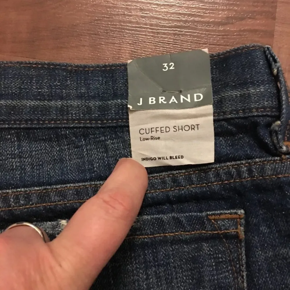 NWT  “Mako” Denim Shorts Size 32 Low Rise - Image 8