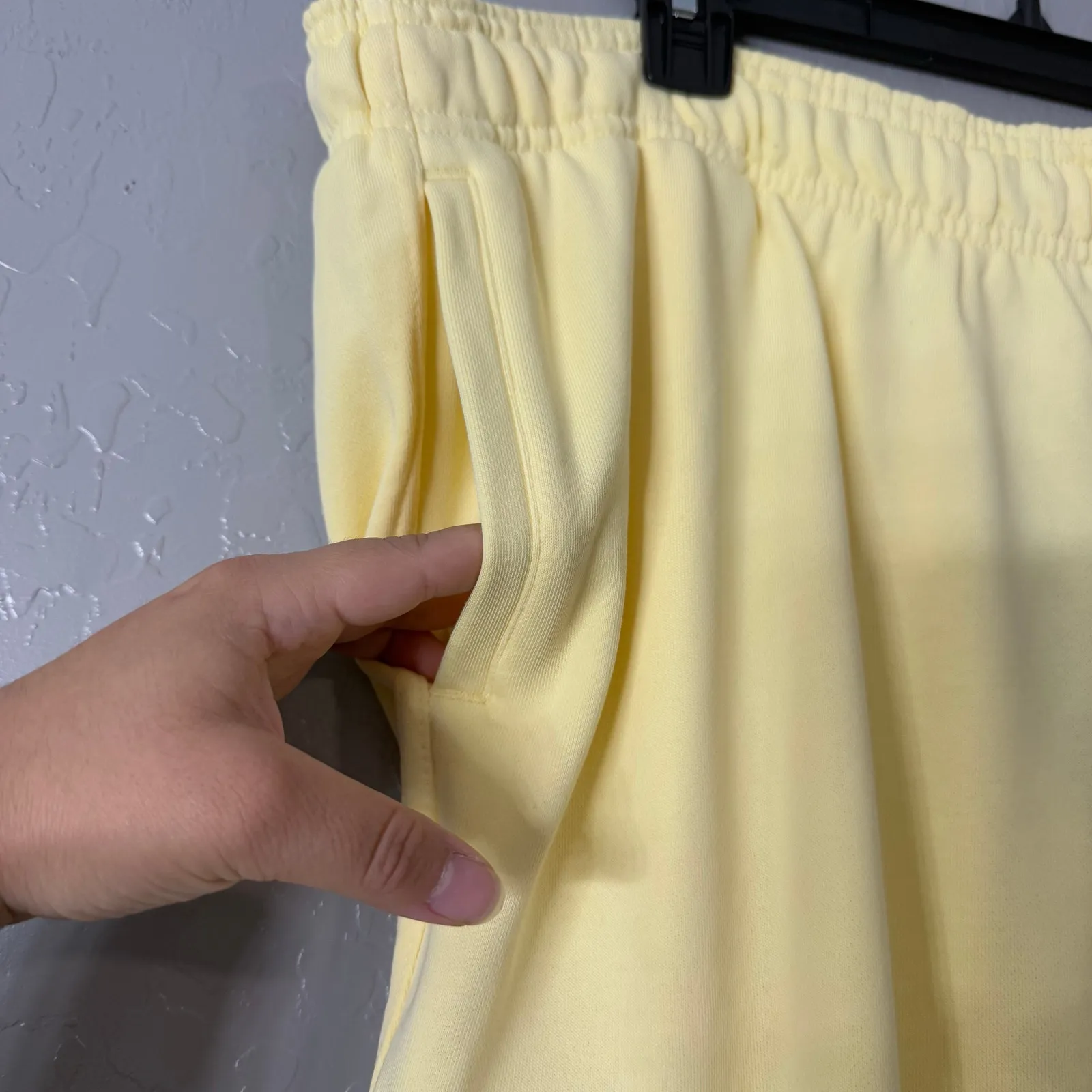 Fabletics Year Round Terry Cargo Jogger, Butter, 2XL Regular style 3252 - Image 3