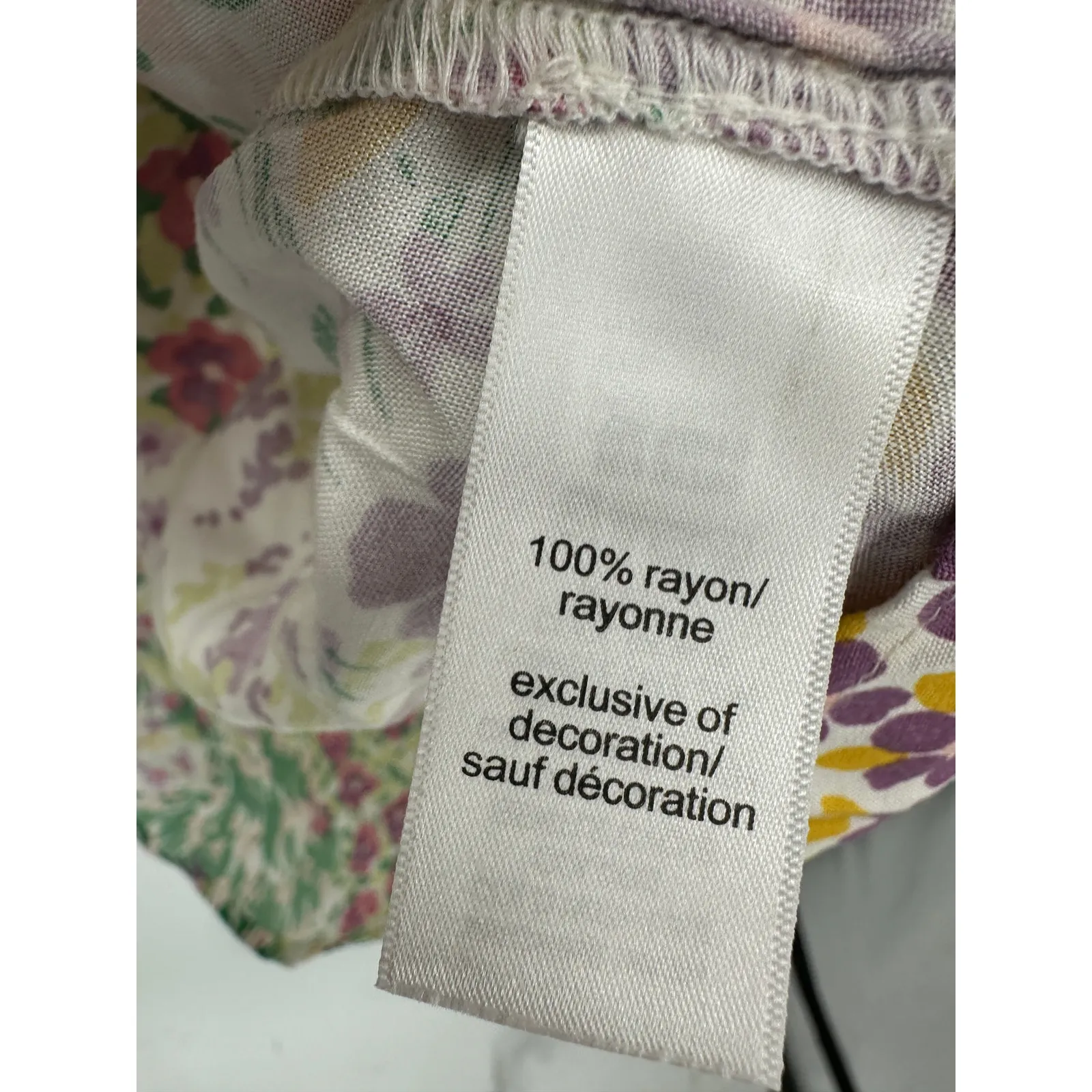 Maurices Floral Blouse Size L Spring Office Career Lightweight Ruffle Feminine - Image 7