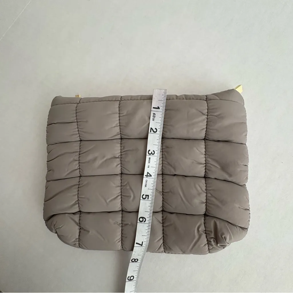 Tarte Quilted Puffy Makeup cosmetic travel bag Gray - Image 8