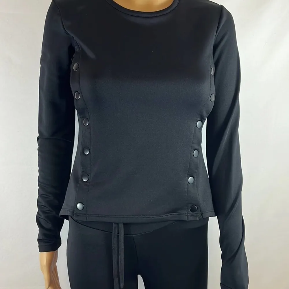 Reflex Two Piece Long sleeve Workout outfit.. Size xsmall Black Top and Bottom - Image 9