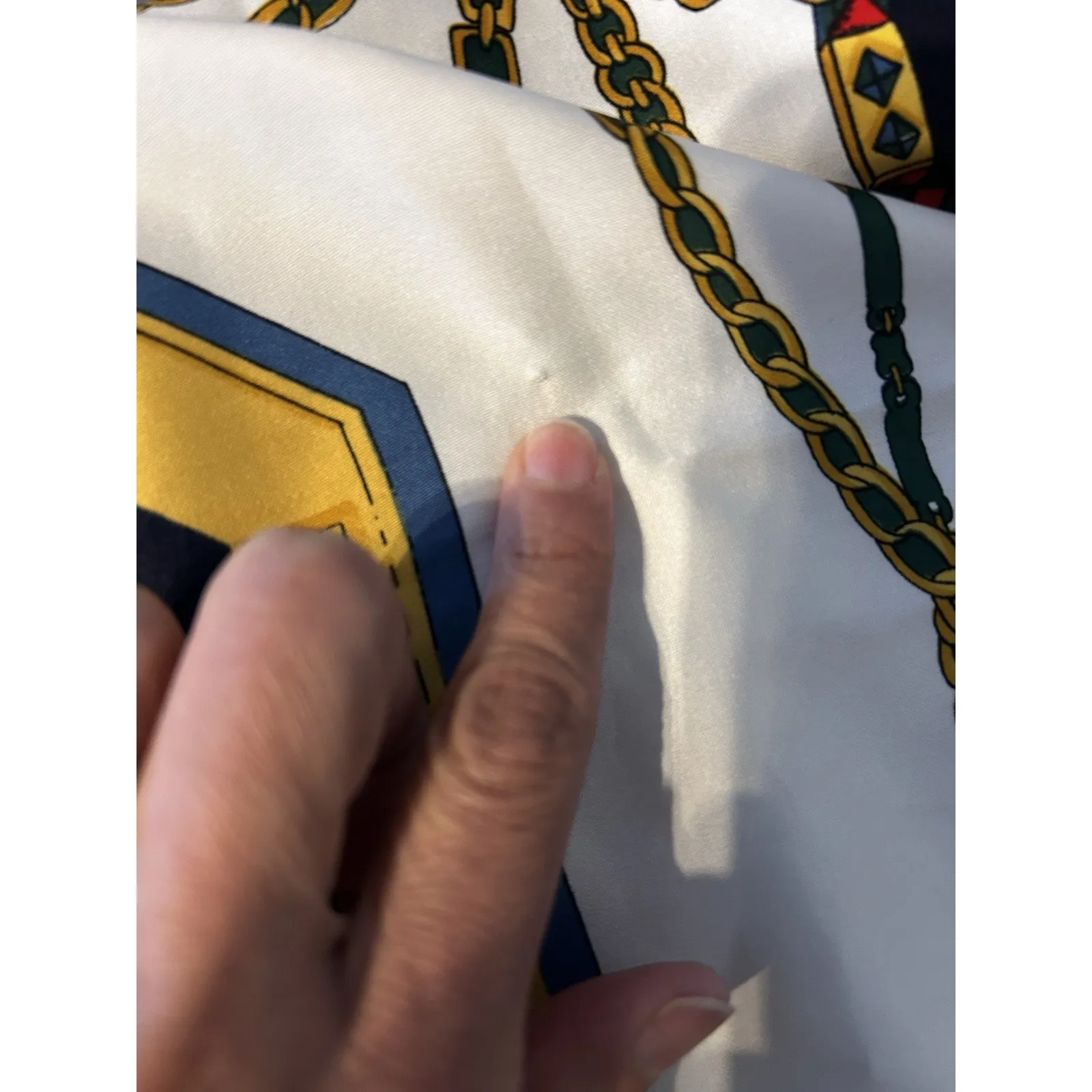 Patricia Paris 34x34 Scarf Hot Air Balloon & Jewelry Chain Print Navy Gold - Image 4