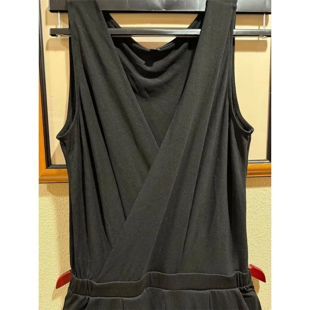 Uniqlo Women's Black Wide Leg Jumpsuit Size M Sleeveless Casual V-Neck - Image 8