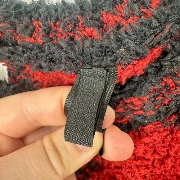 Skims Women's Cozy Knit Plaid Fleece Pullover Sweater Buffalo Check Red Black - Image 6