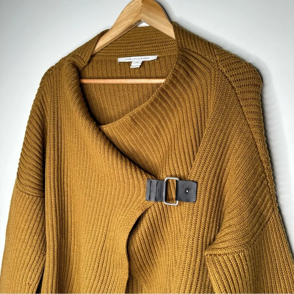 DVF Diane Von Furstenburg Brooke Camel Brown Wool Cardigan Sweater Size P/S - Image 5
