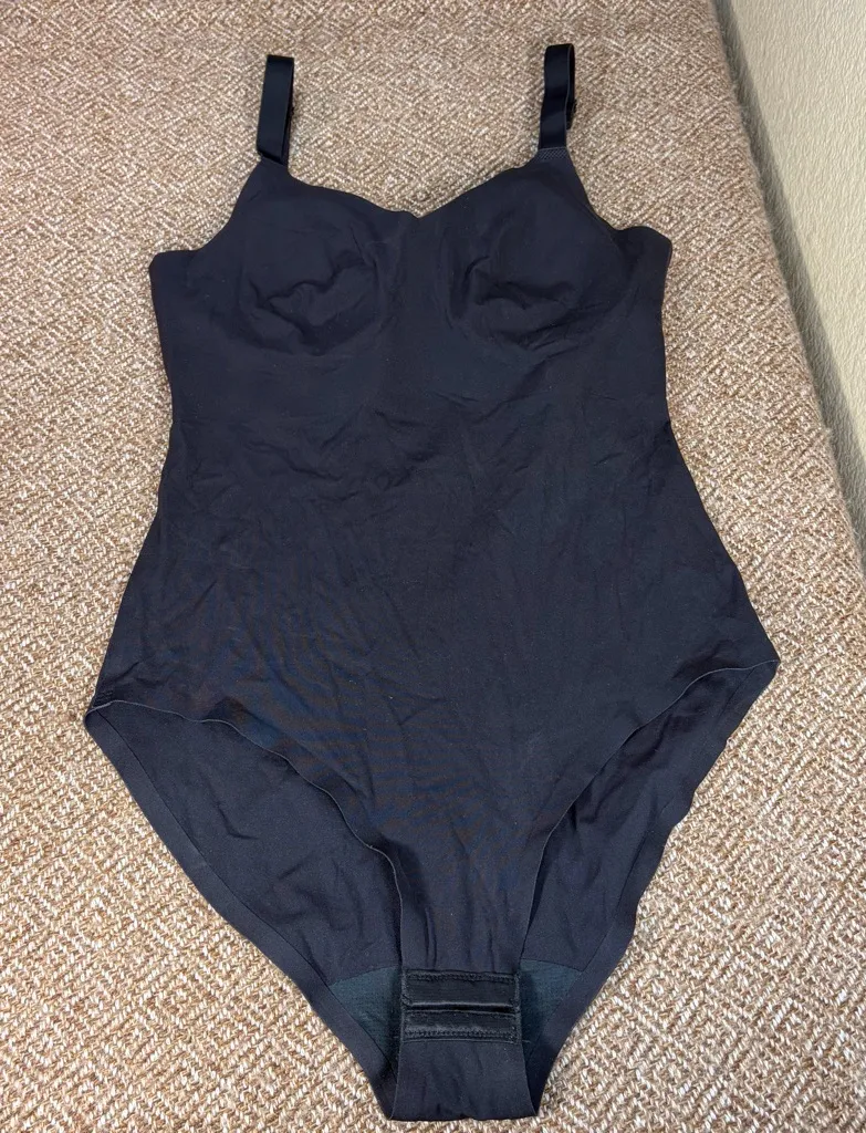 Knix Every Bodysuit Black Removable Pads Sz S Contemprorary Shapewear Minimalist - Image 1