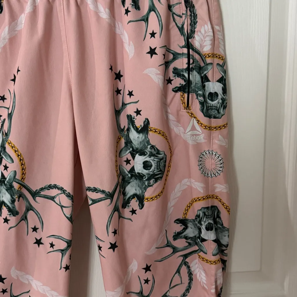 REEBOK Pink Patterned Women's Pants skull fits sz small - Image 2