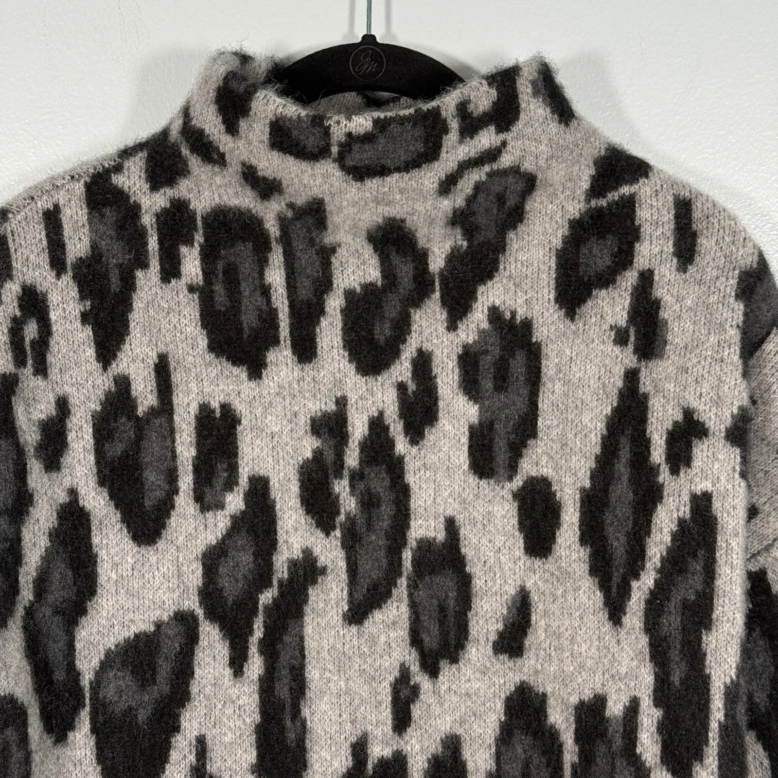 Leopard Print 100% Cashmere Mock Neck Sweater Catherine Malandrino M Grey - Image 7