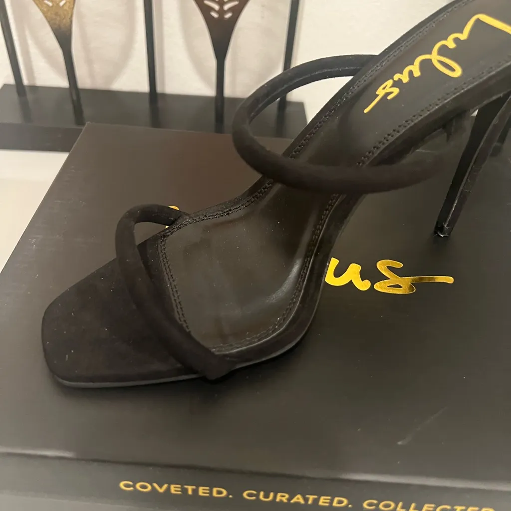Lulus  Elegant Black Heels Size 8 - Image 3