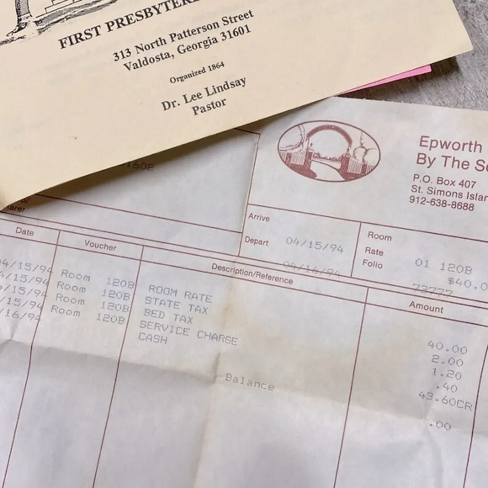 VINTAGE straw handbag with vintage Georgia paperwork & postcards Tan - Image 7