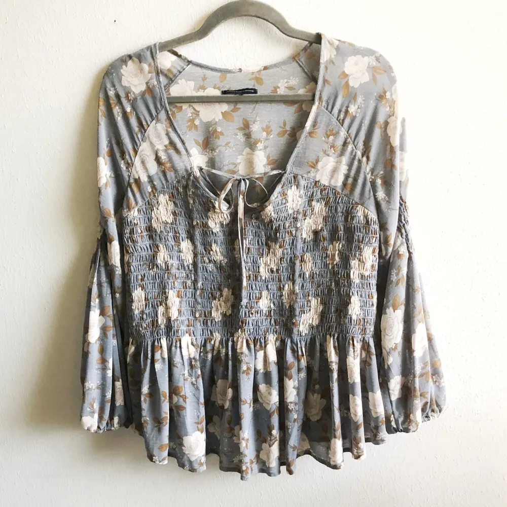 American Eagle Outfitters Blouse Floral Peplum S - Image 2